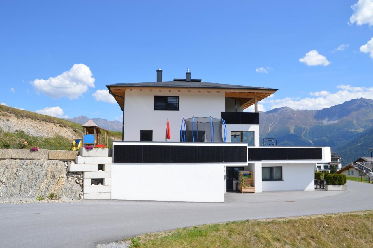 Apart Bergsonne Fiss Bagian luar foto